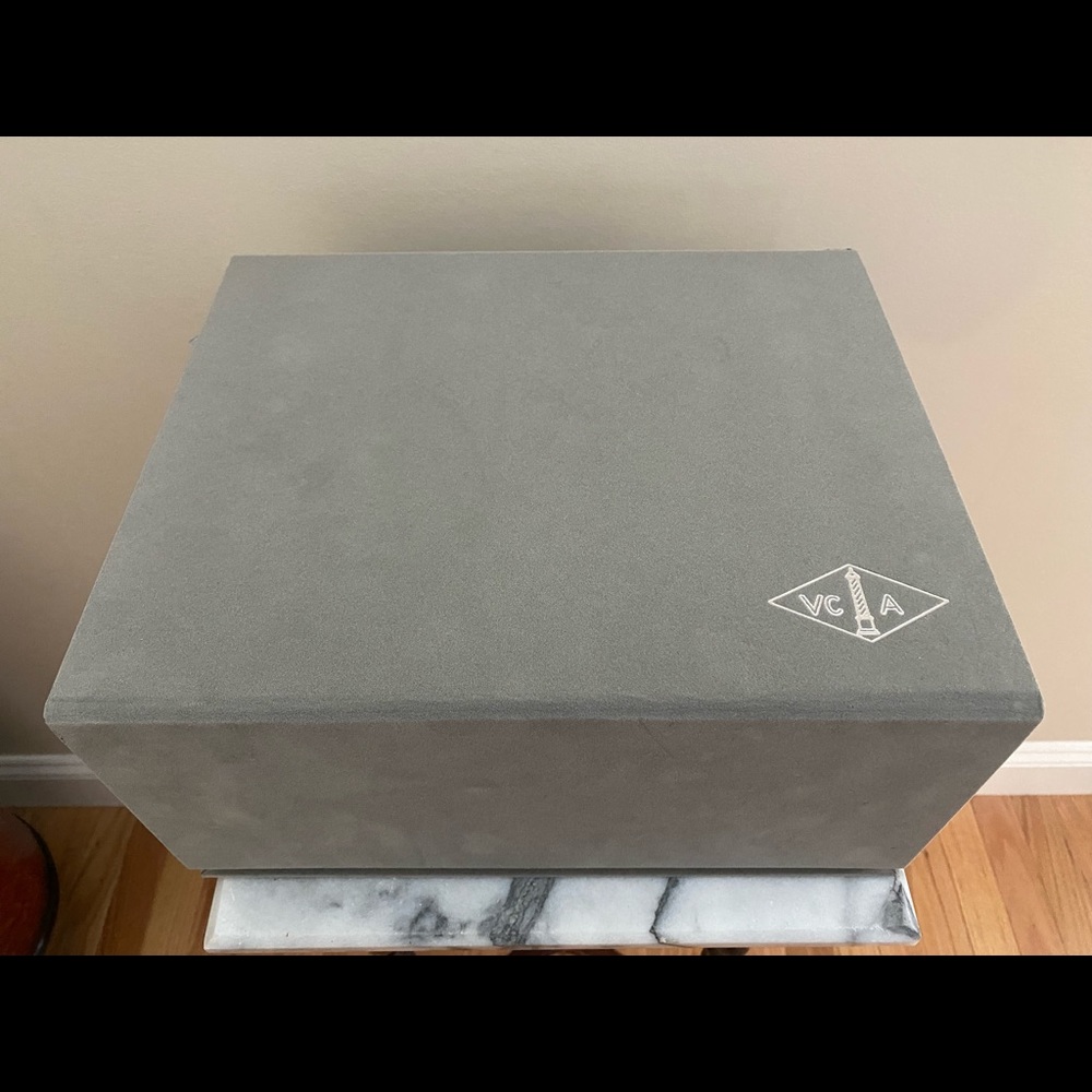 💓Van Cleef Arples Jewelry Box new absolutely beautiful 😍💕